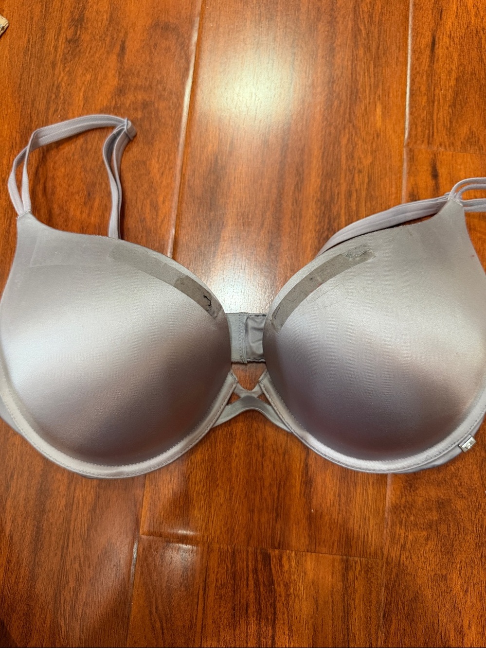 1 Victoria's Secret very sexy  push up  Bra 36D